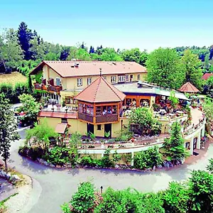 Szálloda Restaurant - Haeuserl Im Wald ***